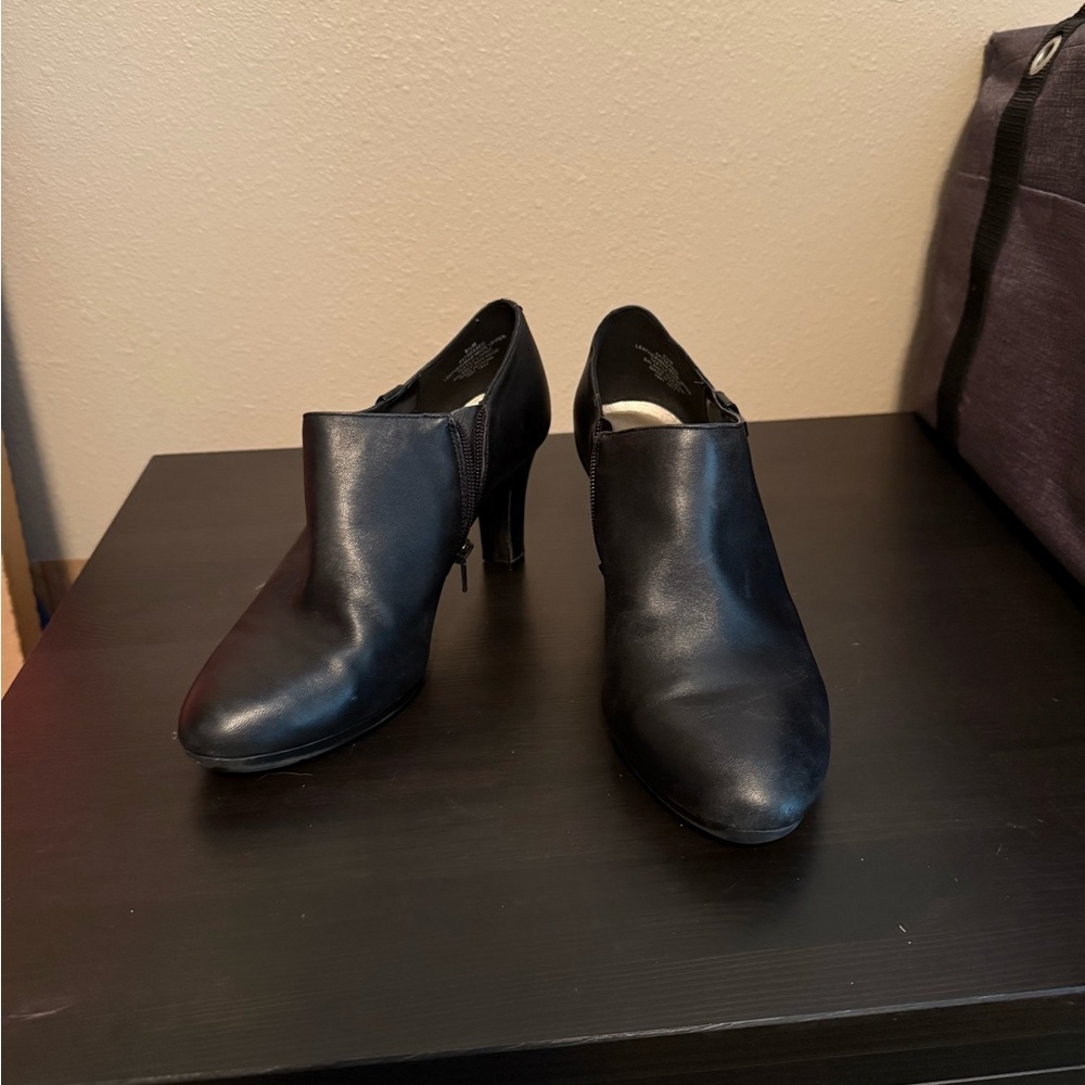 Anne Klein Black Heeled Boots - Picture 2 of 9